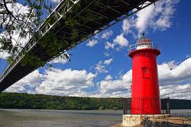 Little Red Lighthouse.jpg