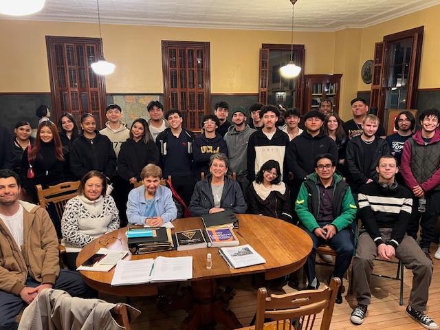 Day Three Hundred and Thirty-One Bergecco-Parc Consulting Inc. presents “Promoting the Lyndhurst Schoolhouse Museum for Tourism-Be a Tourist in your Own Town” December 12th, 2024