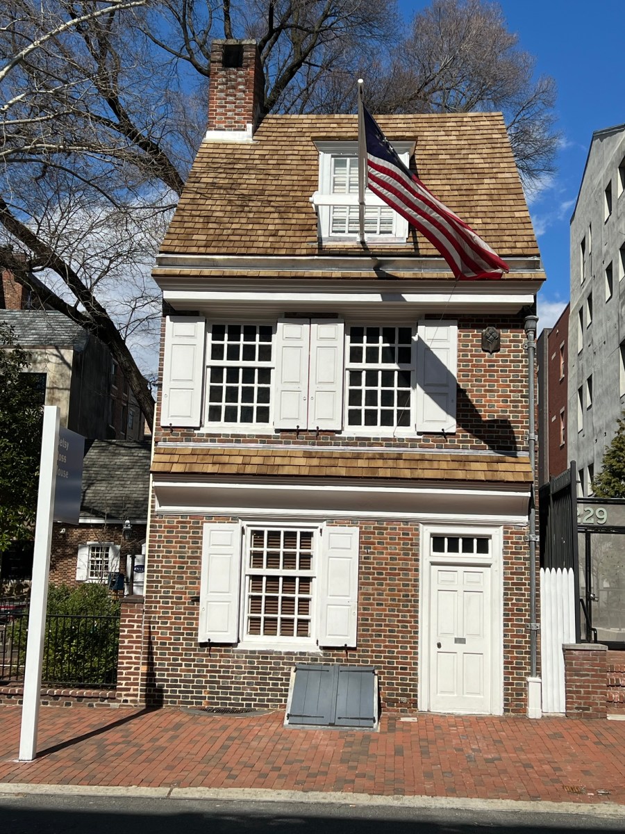Betsy Ross House ghost lore photo 1