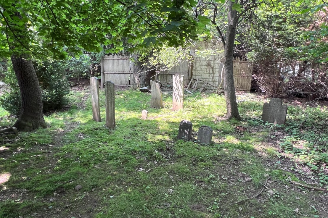 Hopper-Zabriskie Family Cemetery                                First Street                                                                       Ho Ho Kus, NJ&nbsp;07423